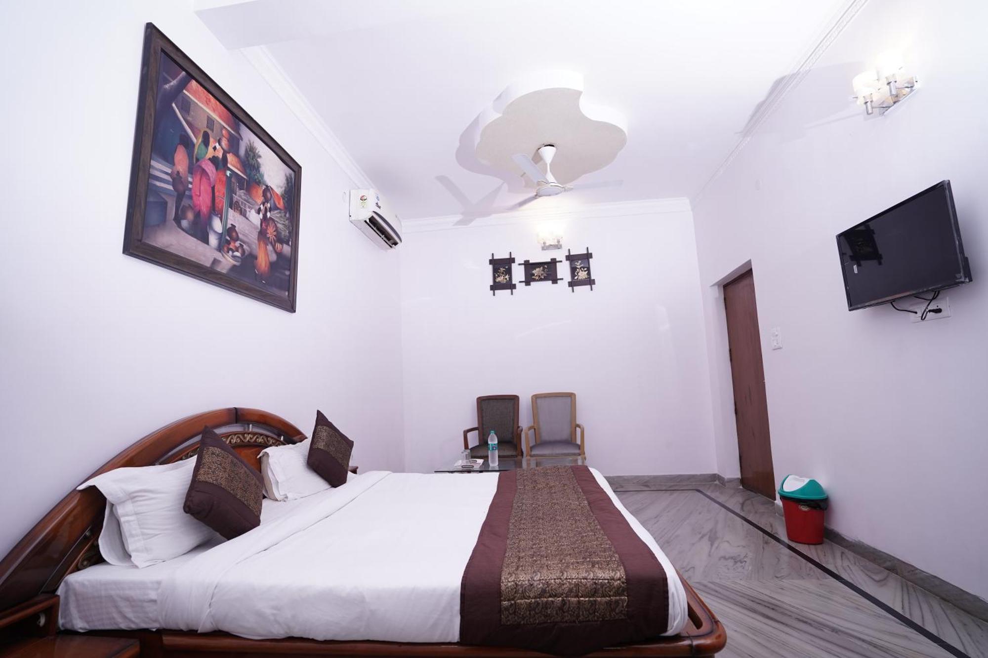 Hotel Lecston @Yashobhoomi Dwarka Sector - 25 Metro Station Delhi  Eksteriør bilde
